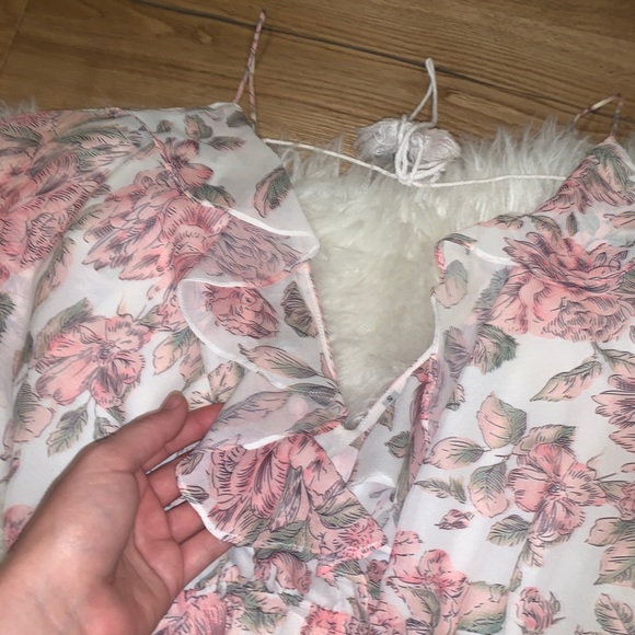 Floral Romper - Picture 4 of 7